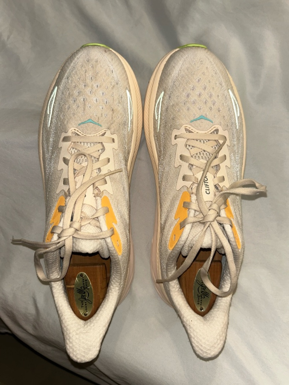 Hoka OneOne Clifton 9 Running Shoe - Picture 4 of 8